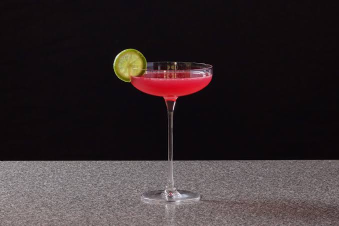 cosmopolitan cocktail